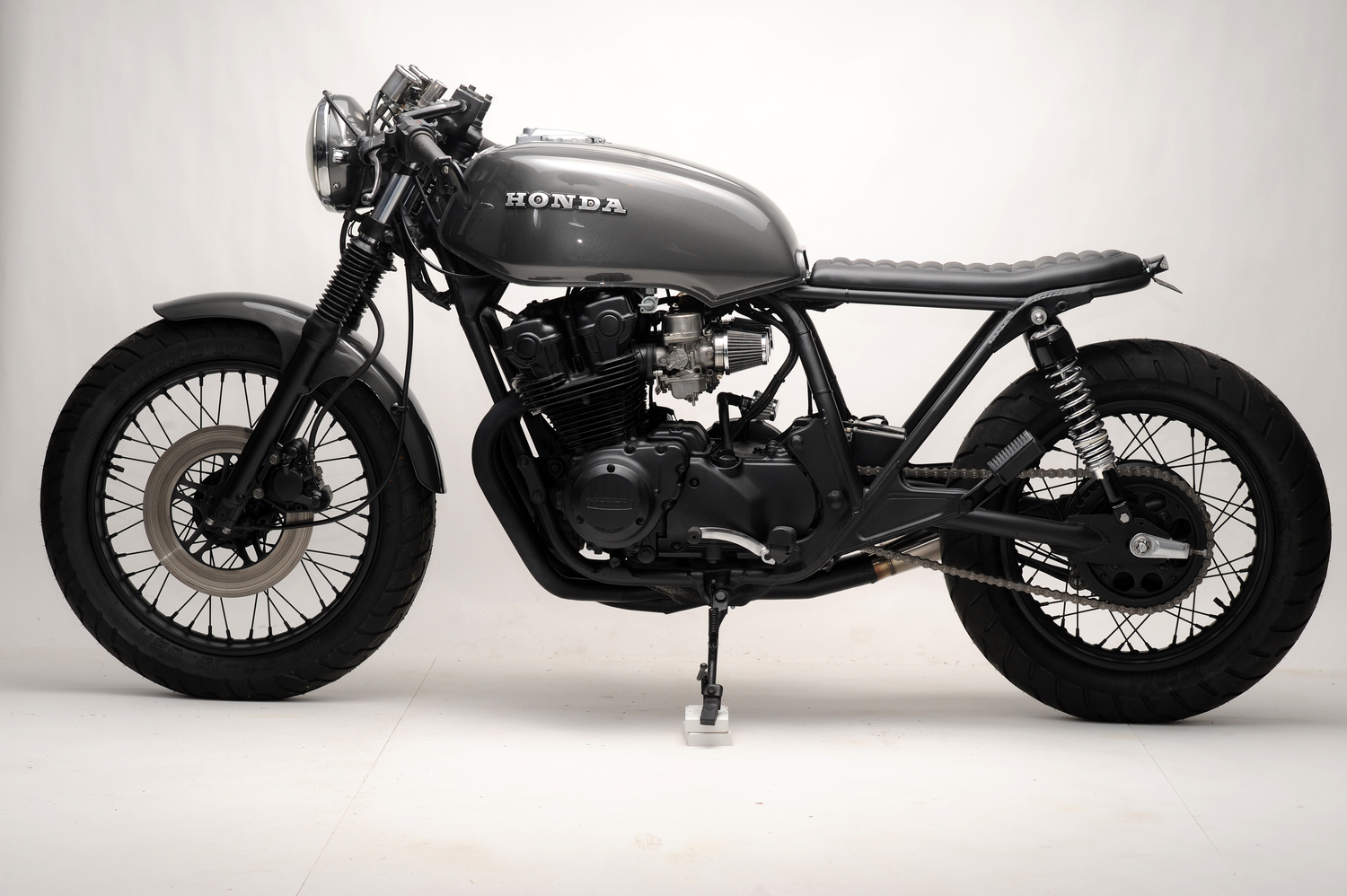 1981 CB750 Hoang by Steel Bent Customs